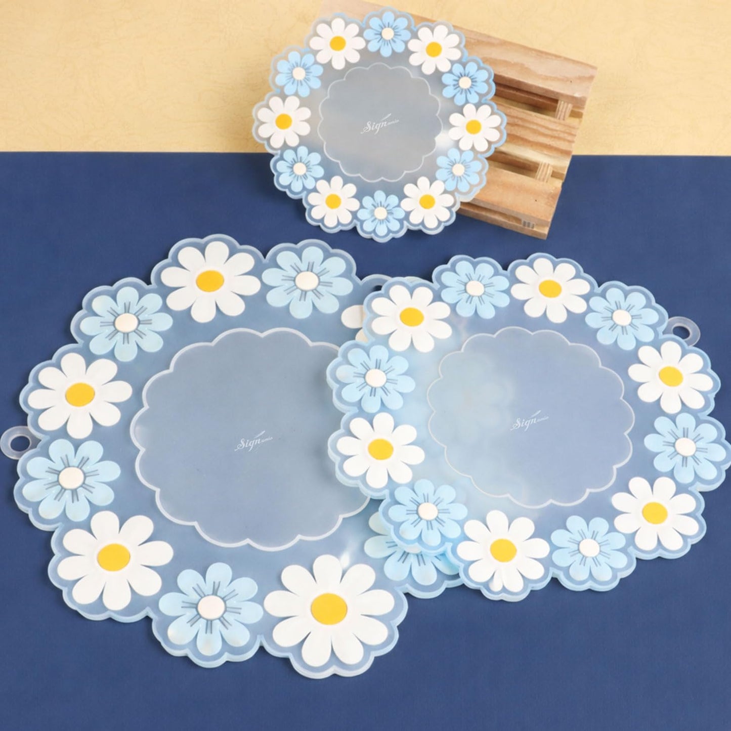 Signamio Silicone Mat for Kitchen - Pack of 4, Heat Resistant Coasters for Dining Table for Hot Pots, Heat Mats - Includes Round, Triangle, Square, Hexagon Shapes for Versatile Use
