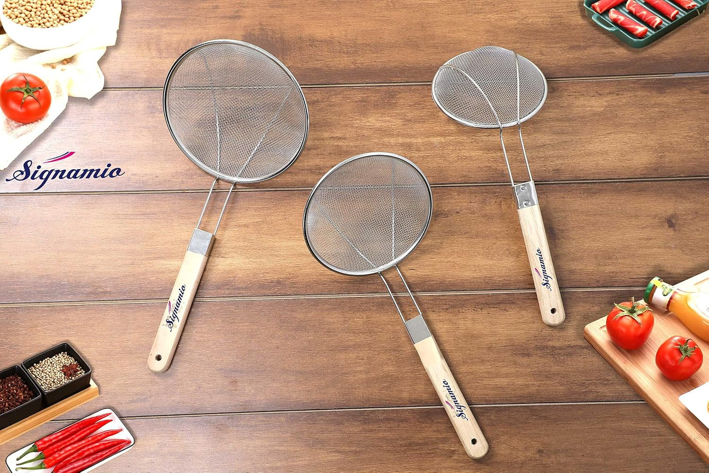 Signamio Diameter 18 cm Stainless Steel Deep Fry Net Spoon Oil Strainer for Kitchen - Frying Spoon for Puri & Poori Strainer Kitchen Utensil for Frying, Cooking & Straining Tool Wood Handle
